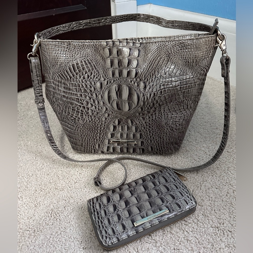 Brahmin Wallet